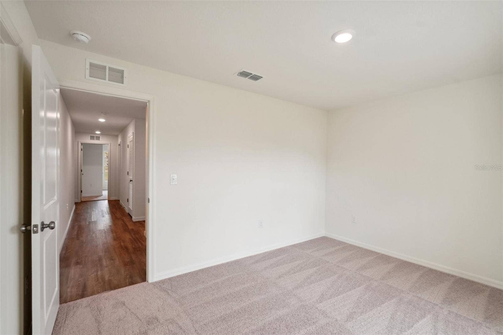 12058 PEMBROOKE AVENUE, Weeki Wachee, FL 34614