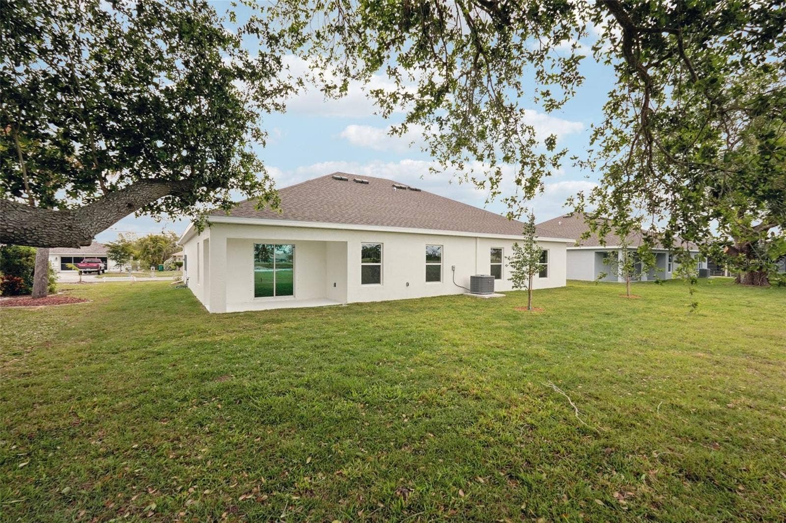 12058 PEMBROOKE AVENUE, Weeki Wachee, FL 34614
