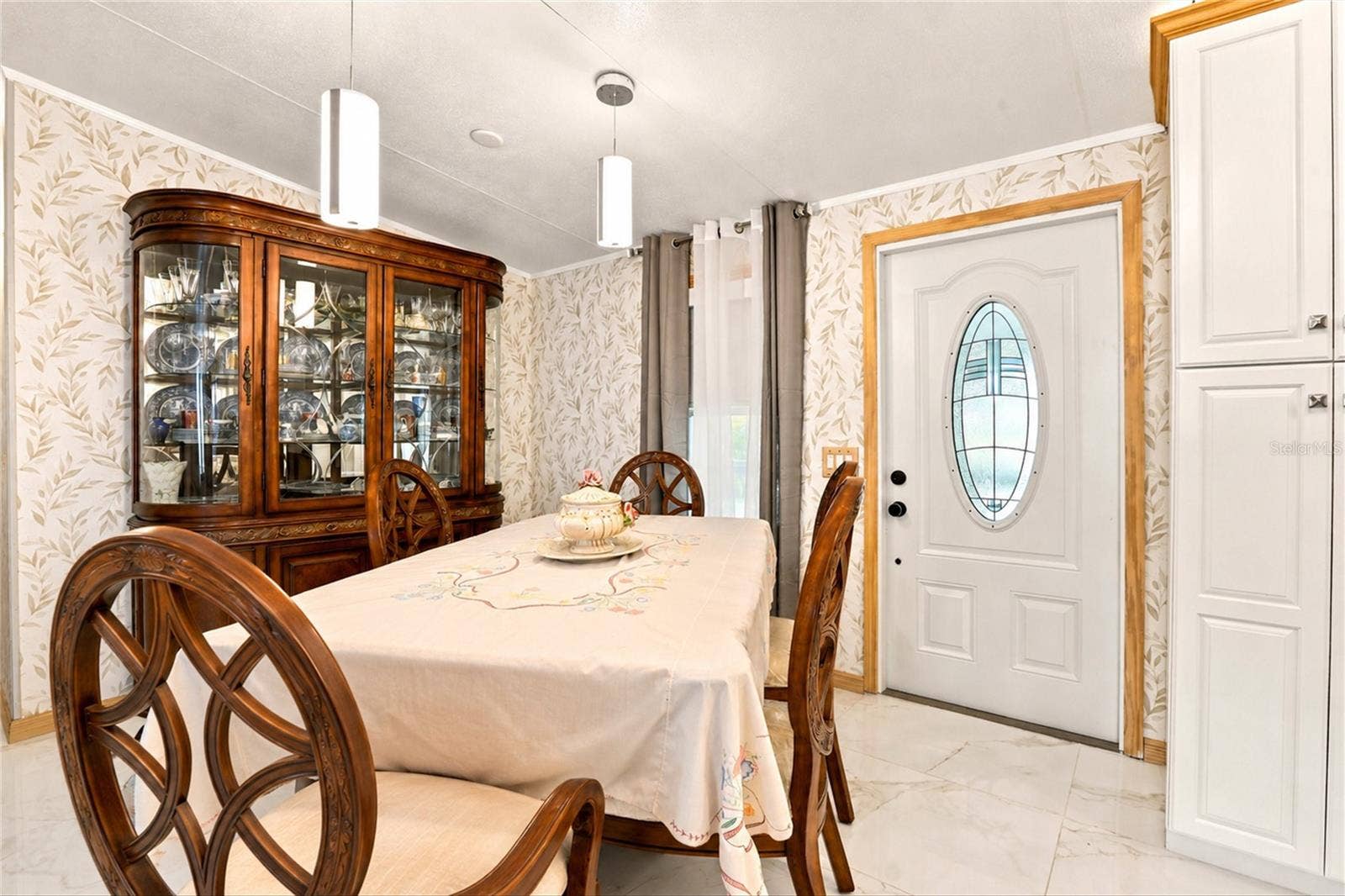 1 POINSETTIA DRIVE, Fort Myers, FL 33905 1 POINSETTIA DRIVE, Fort Myers, FL 33905