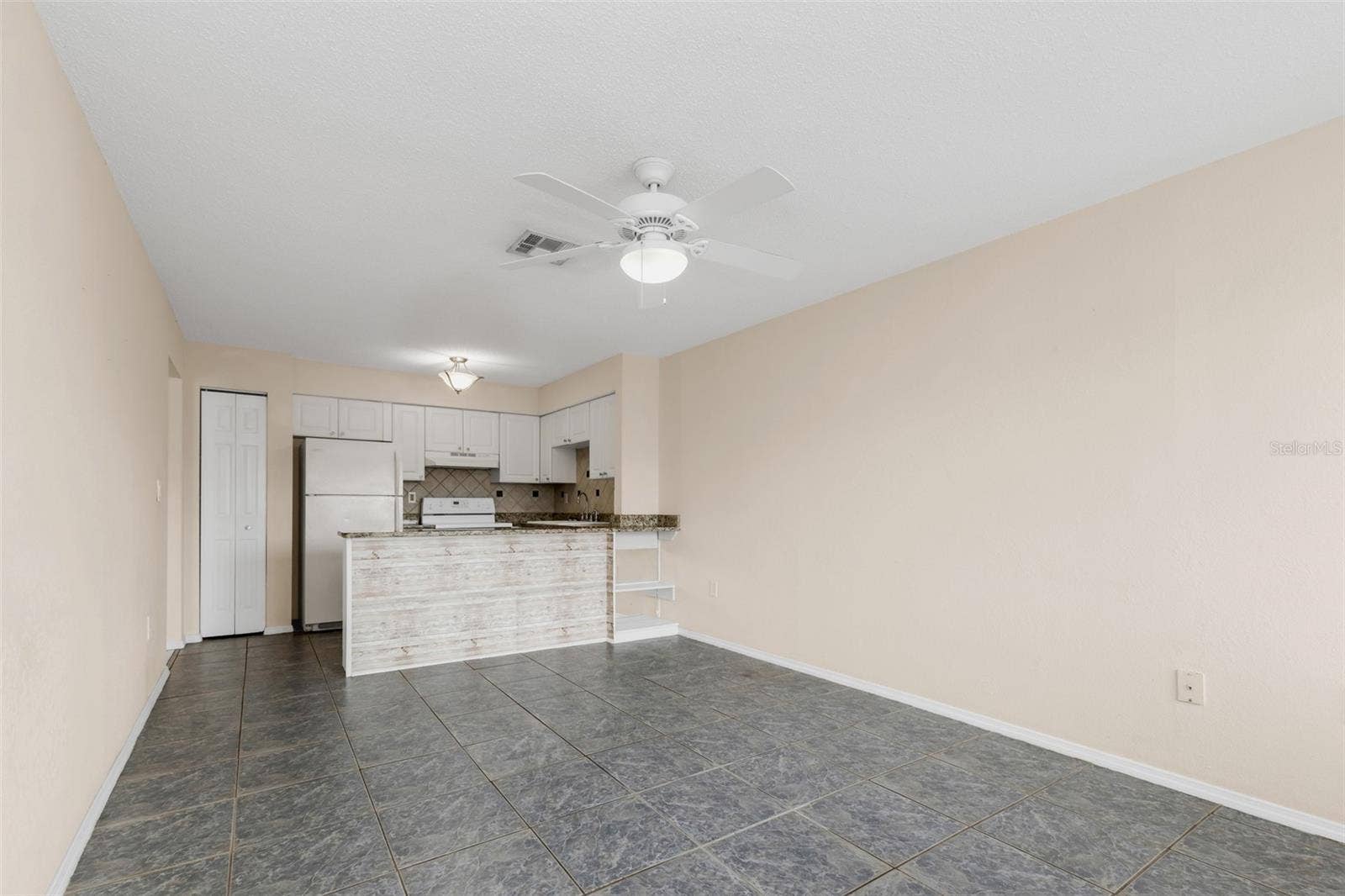 21150 GERTRUDE AVENUE, #F5, Port Charlotte, FL 33952 21150 GERTRUDE AVENUE, #F5, Port Charlotte, FL 33952