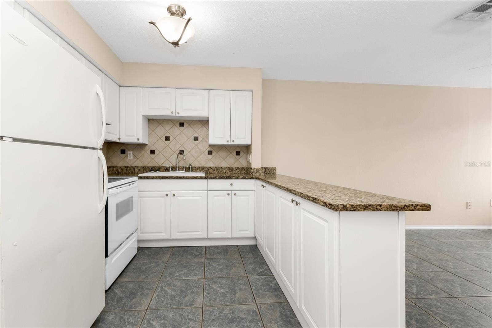 21150 GERTRUDE AVENUE, #F5, Port Charlotte, FL 33952 21150 GERTRUDE AVENUE, #F5, Port Charlotte, FL 33952
