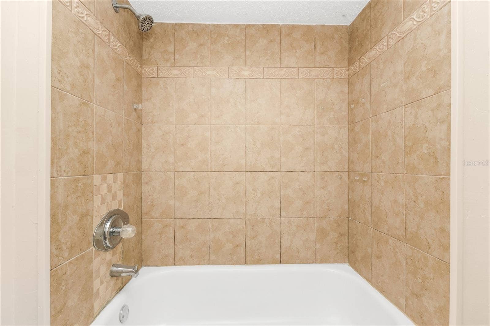 21150 GERTRUDE AVENUE, #F5, Port Charlotte, FL 33952 21150 GERTRUDE AVENUE, #F5, Port Charlotte, FL 33952
