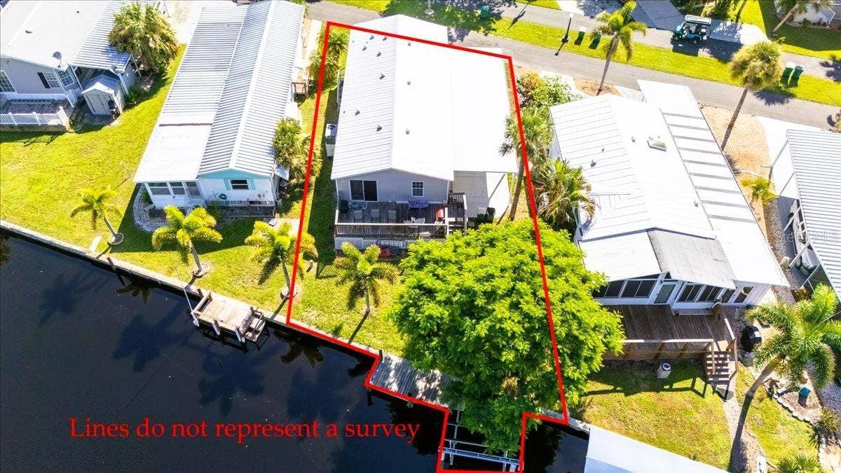 3127 BAYSIDE PARKWAY, Punta Gorda, FL 33982 3127 BAYSIDE PARKWAY, Punta Gorda, FL 33982