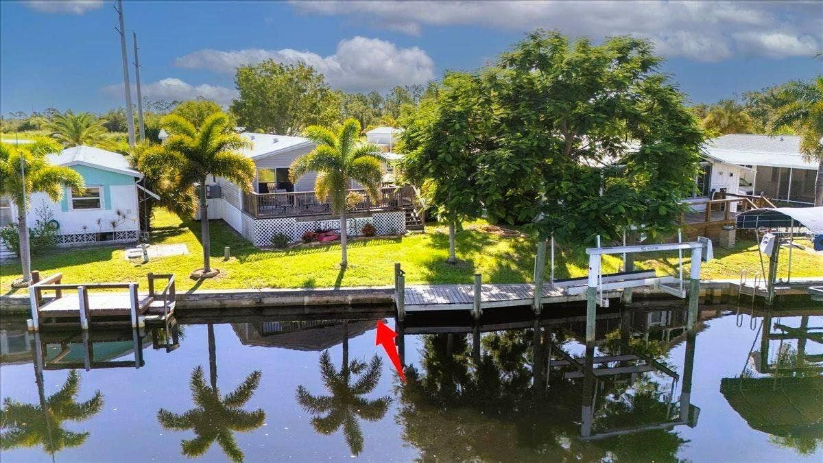 3127 BAYSIDE PARKWAY, Punta Gorda, FL 33982 3127 BAYSIDE PARKWAY, Punta Gorda, FL 33982