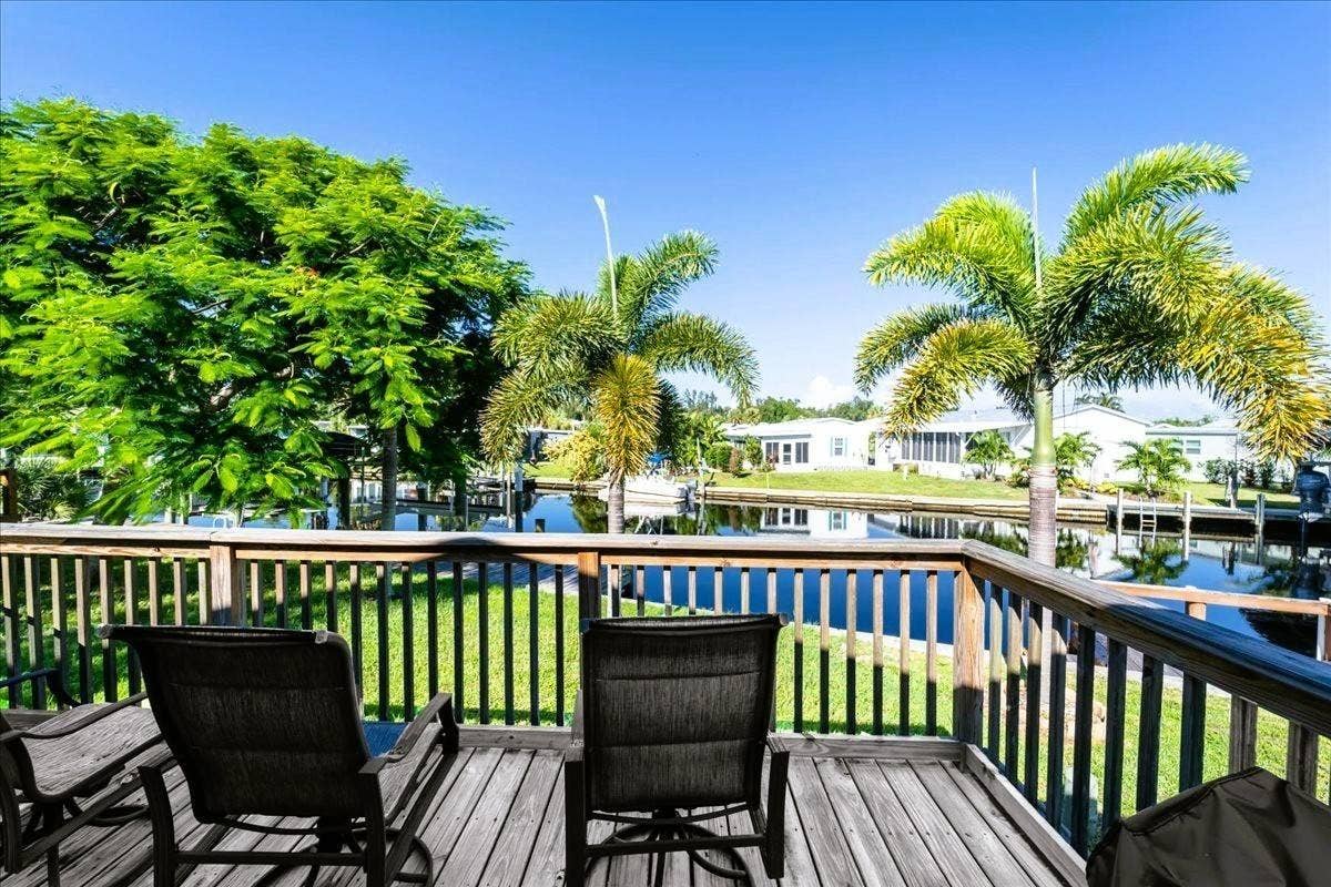 3127 BAYSIDE PARKWAY, Punta Gorda, FL 33982 3127 BAYSIDE PARKWAY, Punta Gorda, FL 33982