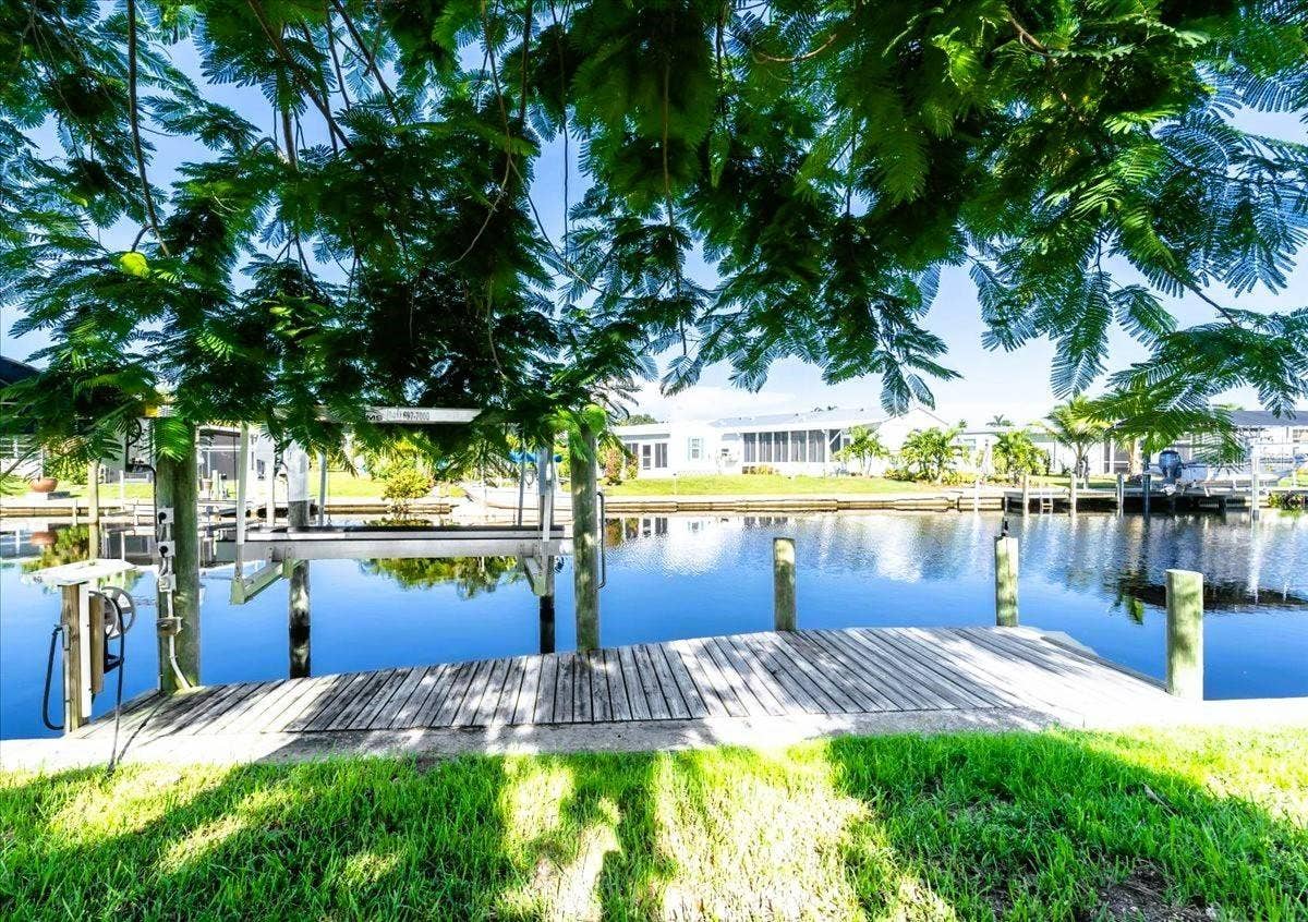 3127 BAYSIDE PARKWAY, Punta Gorda, FL 33982 3127 BAYSIDE PARKWAY, Punta Gorda, FL 33982