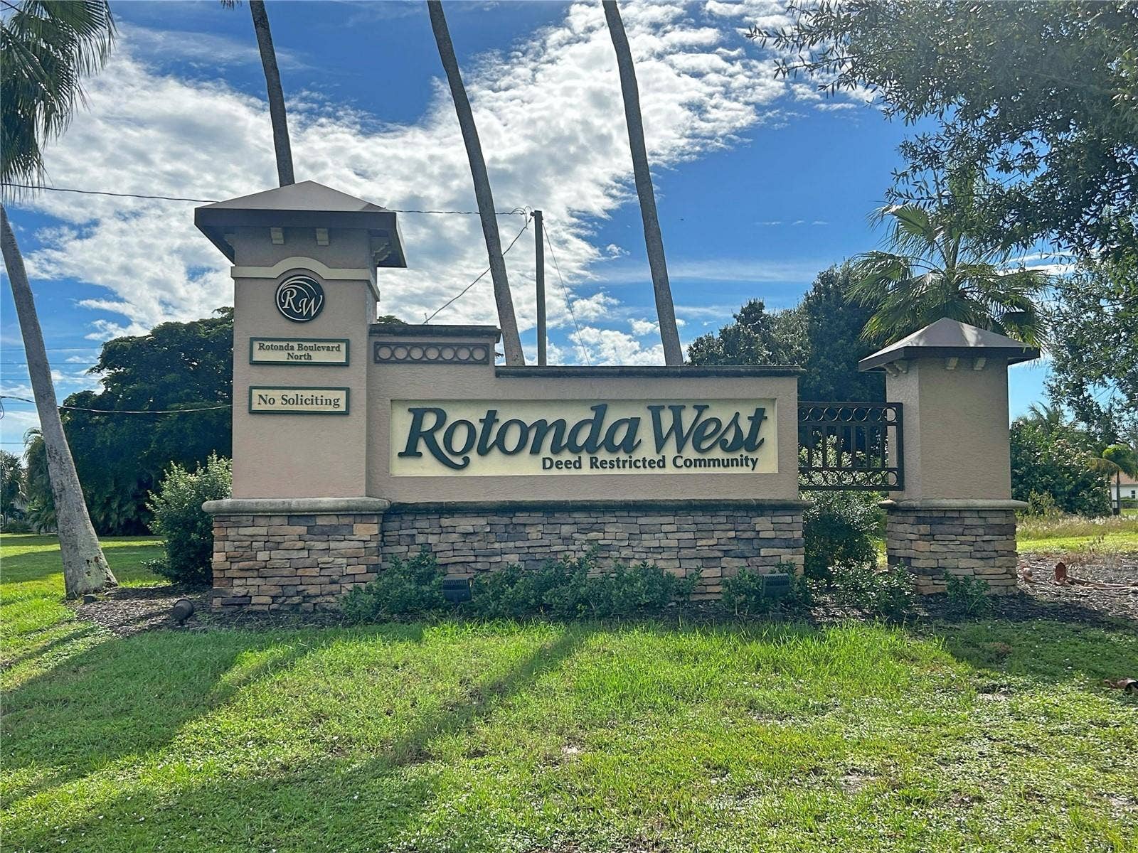 15 PINEHURST ROAD, Rotonda West, FL 33947 15 PINEHURST ROAD, Rotonda West, FL 33947