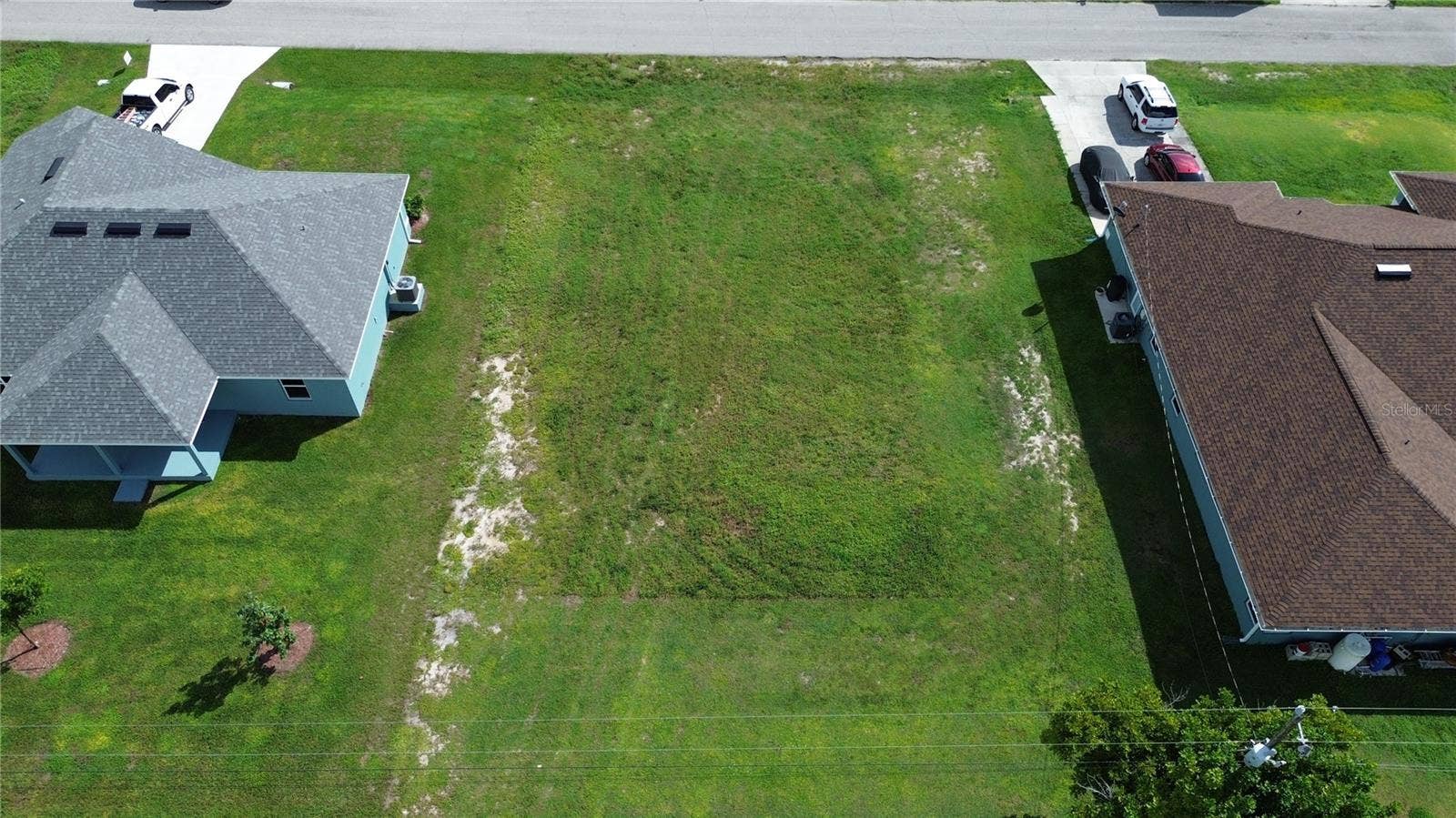 2045 NE 24TH TERRACE, #33, Cape Coral, FL 33909