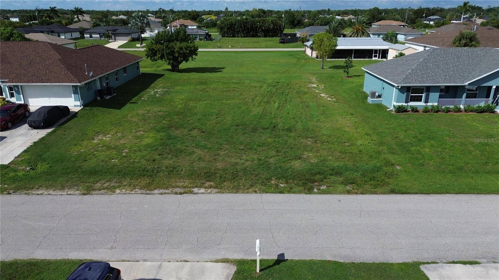 2045 NE 24TH TERRACE, #33, Cape Coral, FL 33909