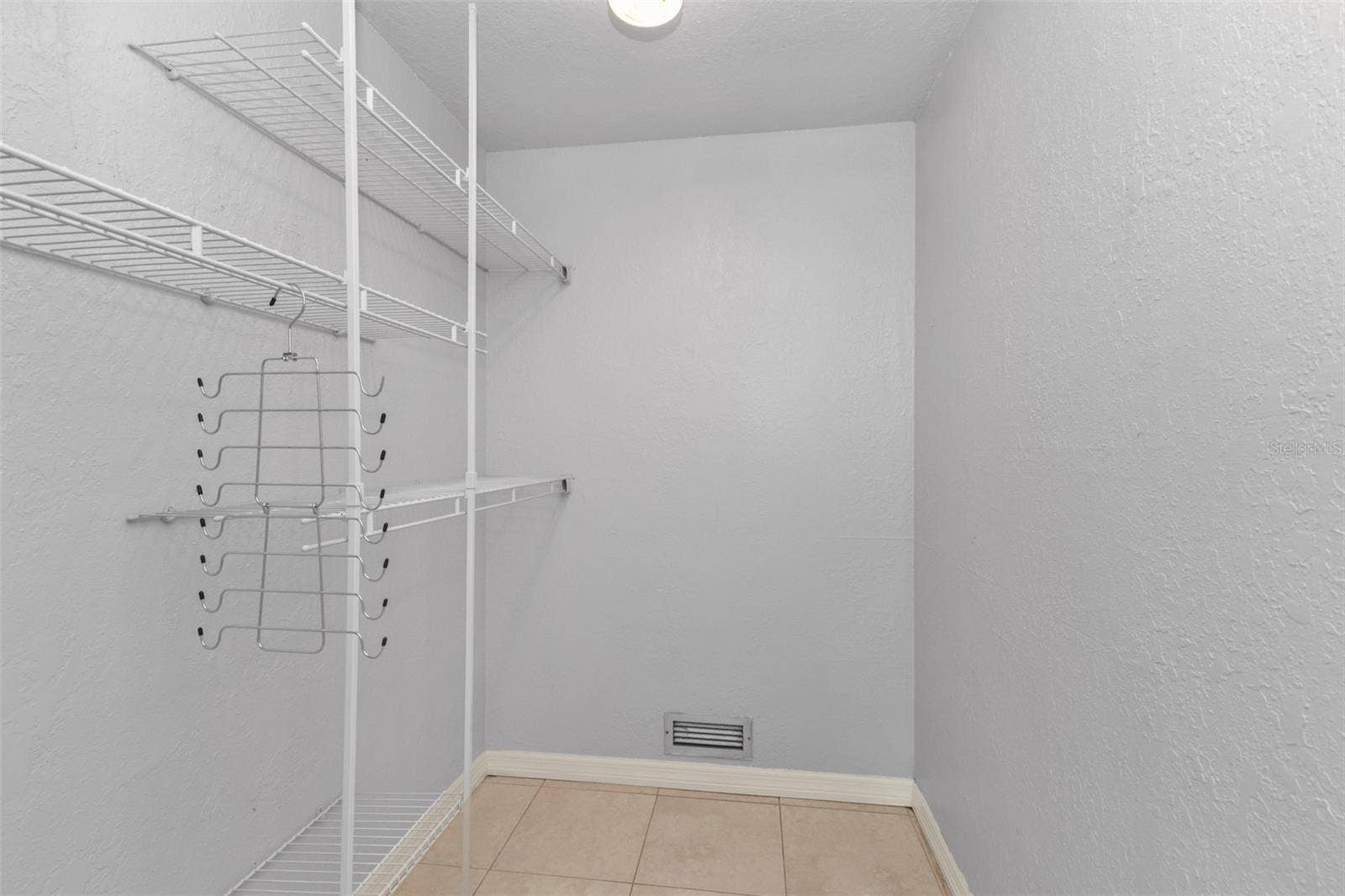 424 VANNELL STREET, Port Charlotte, FL 33954 Primary walk-in- closet.