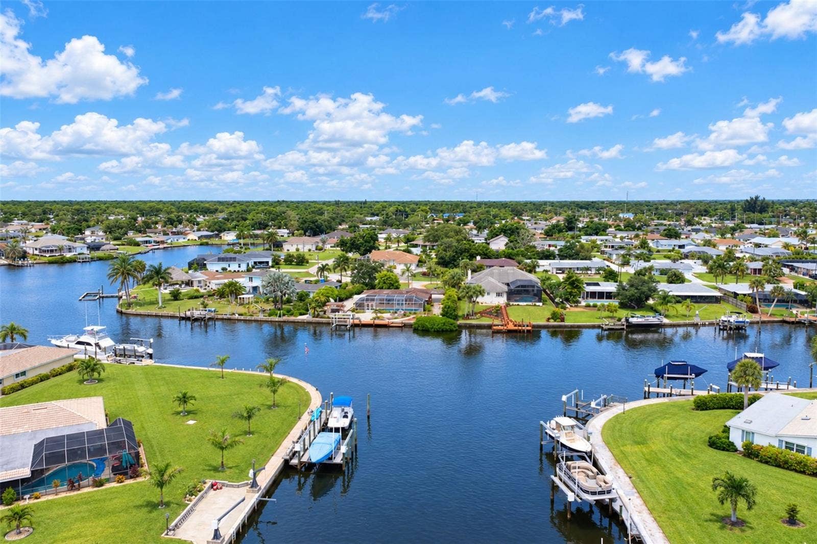 1 OAKWOOD DRIVE N, #1, Englewood, FL 34223 1 OAKWOOD DRIVE N, #1, Englewood, FL 34223