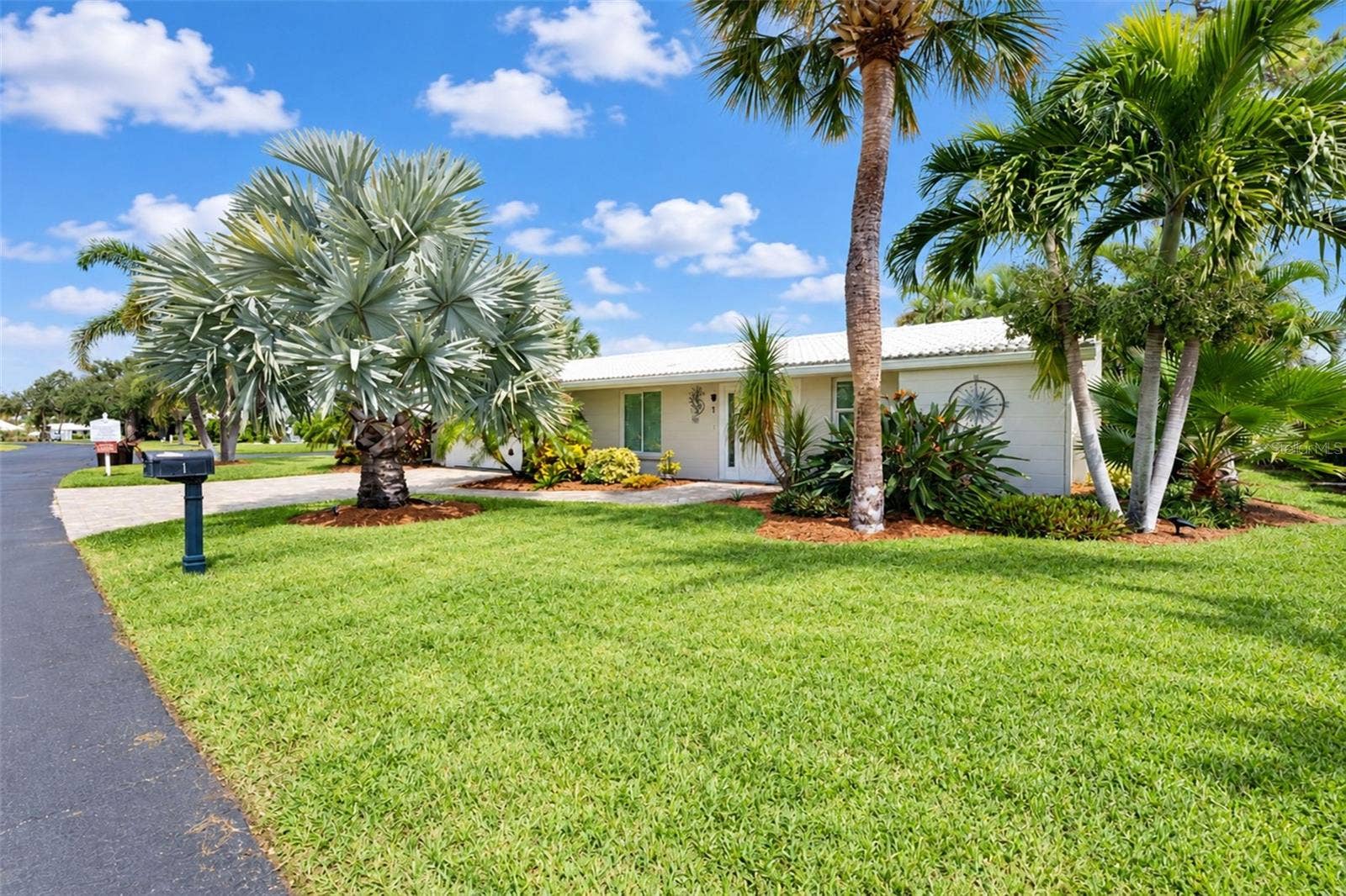 1 OAKWOOD DRIVE N, #1, Englewood, FL 34223 1 OAKWOOD DRIVE N, #1, Englewood, FL 34223