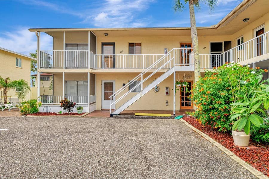 Property photo for 360 BASE AVENUE E, #424, Venice, FL