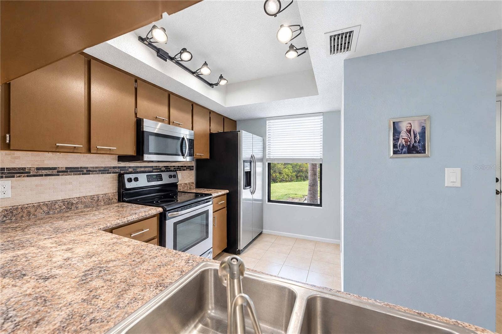 1999 KINGS HIGHWAY, #16B, Port Charlotte, FL 33980