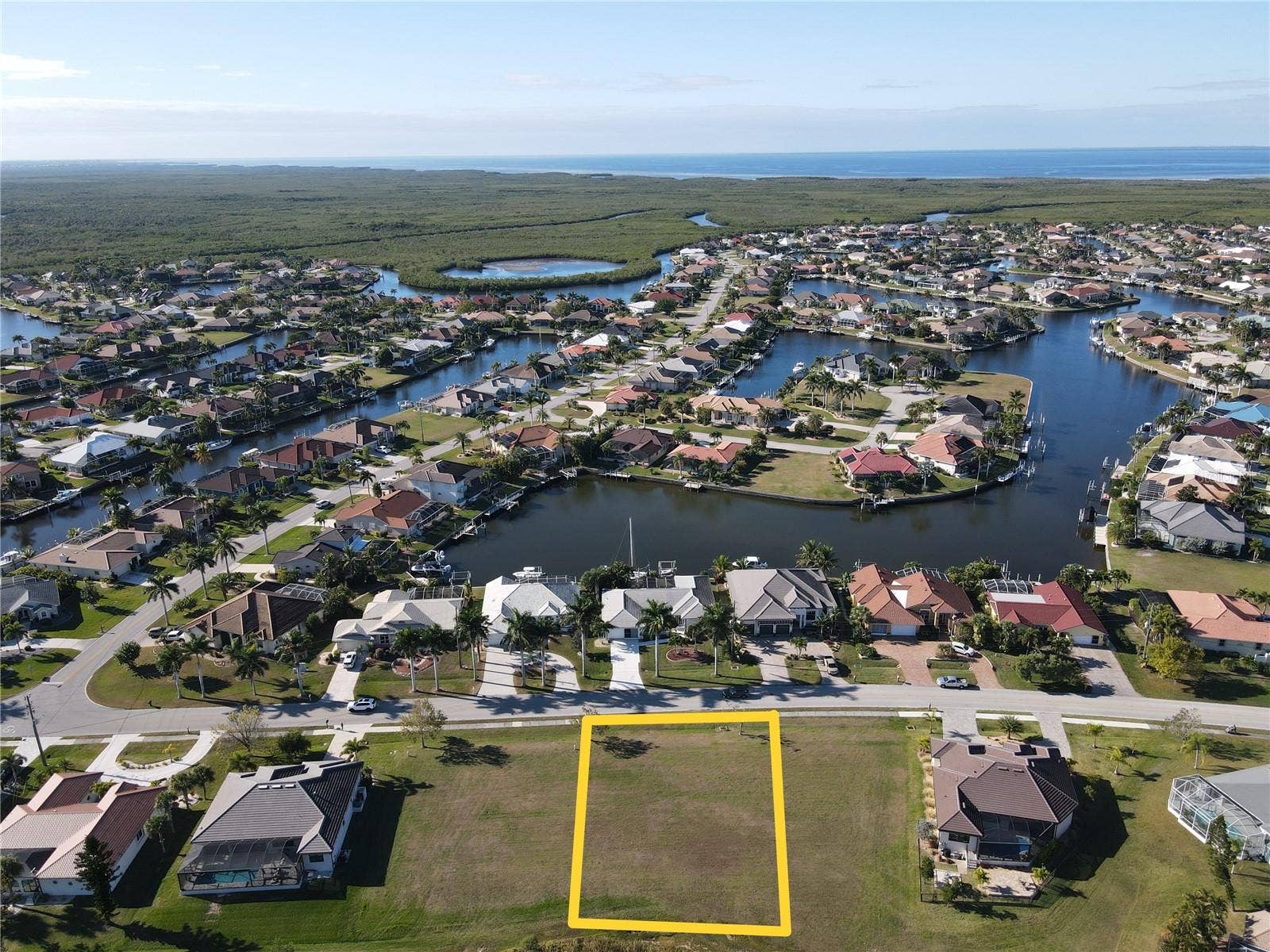 627 MONACO DRIVE, Punta Gorda, FL 33950 627 MONACO DRIVE, Punta Gorda, FL 33950
