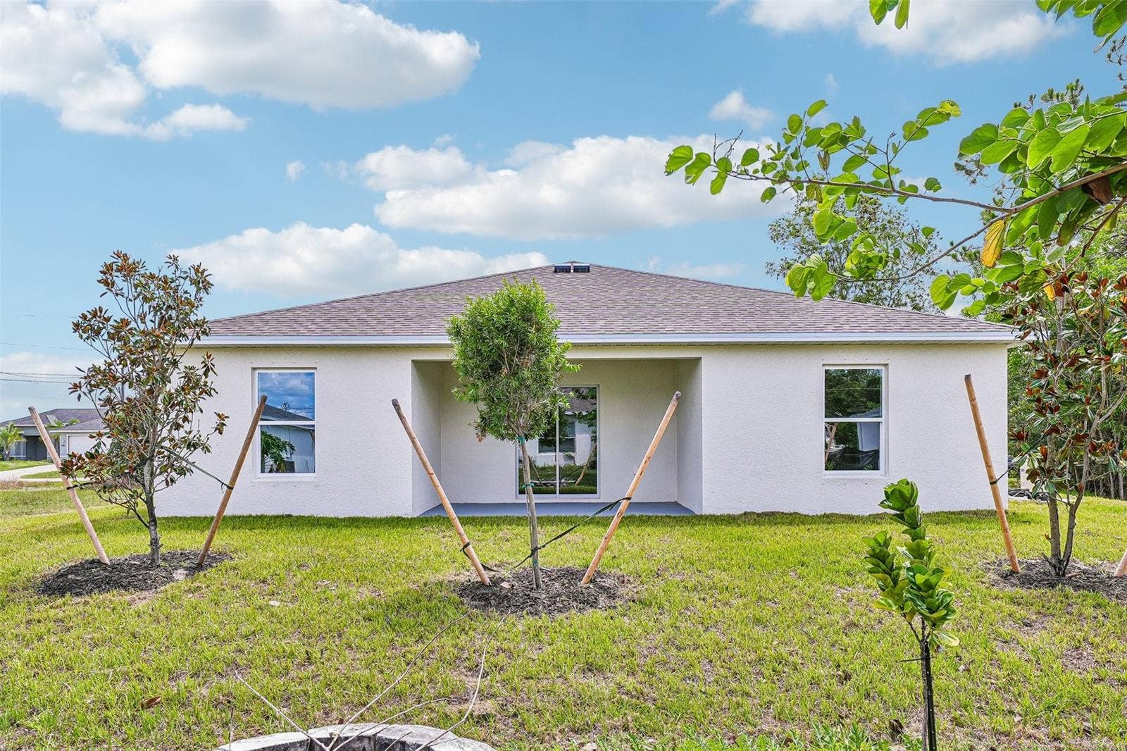 8235 97TH COURT, Vero Beach, FL 32967