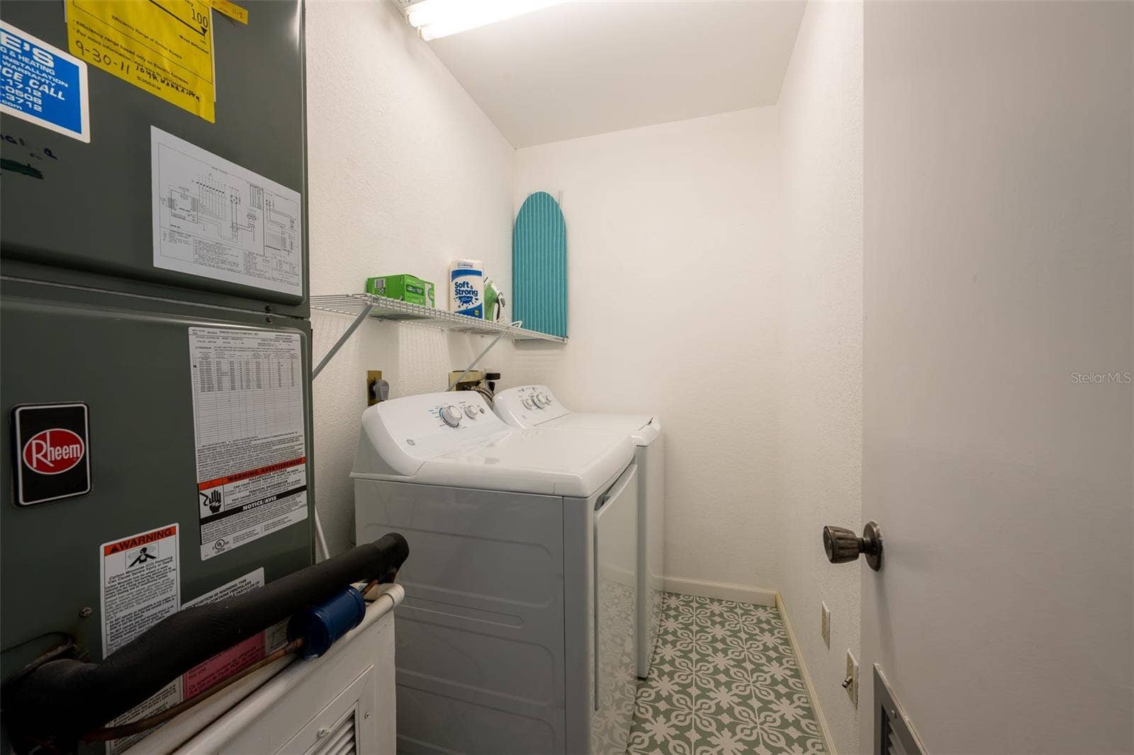 1318 WESLEY DRIVE, #124B, Punta Gorda, FL 33950 Laundry Room