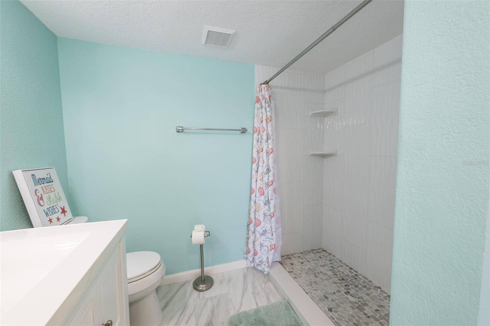 1318 WESLEY DRIVE, #124B, Punta Gorda, FL 33950 Primary en suite