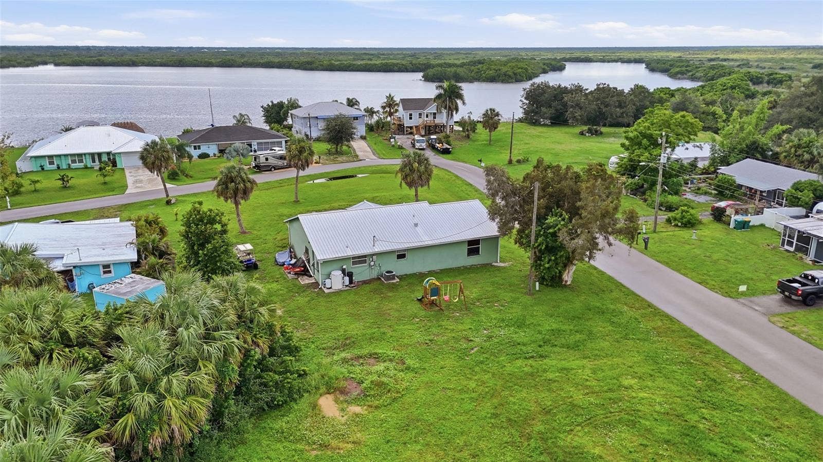 470 RIDGECREST DRIVE, Punta Gorda, FL 33982 470 RIDGECREST DRIVE, Punta Gorda, FL 33982