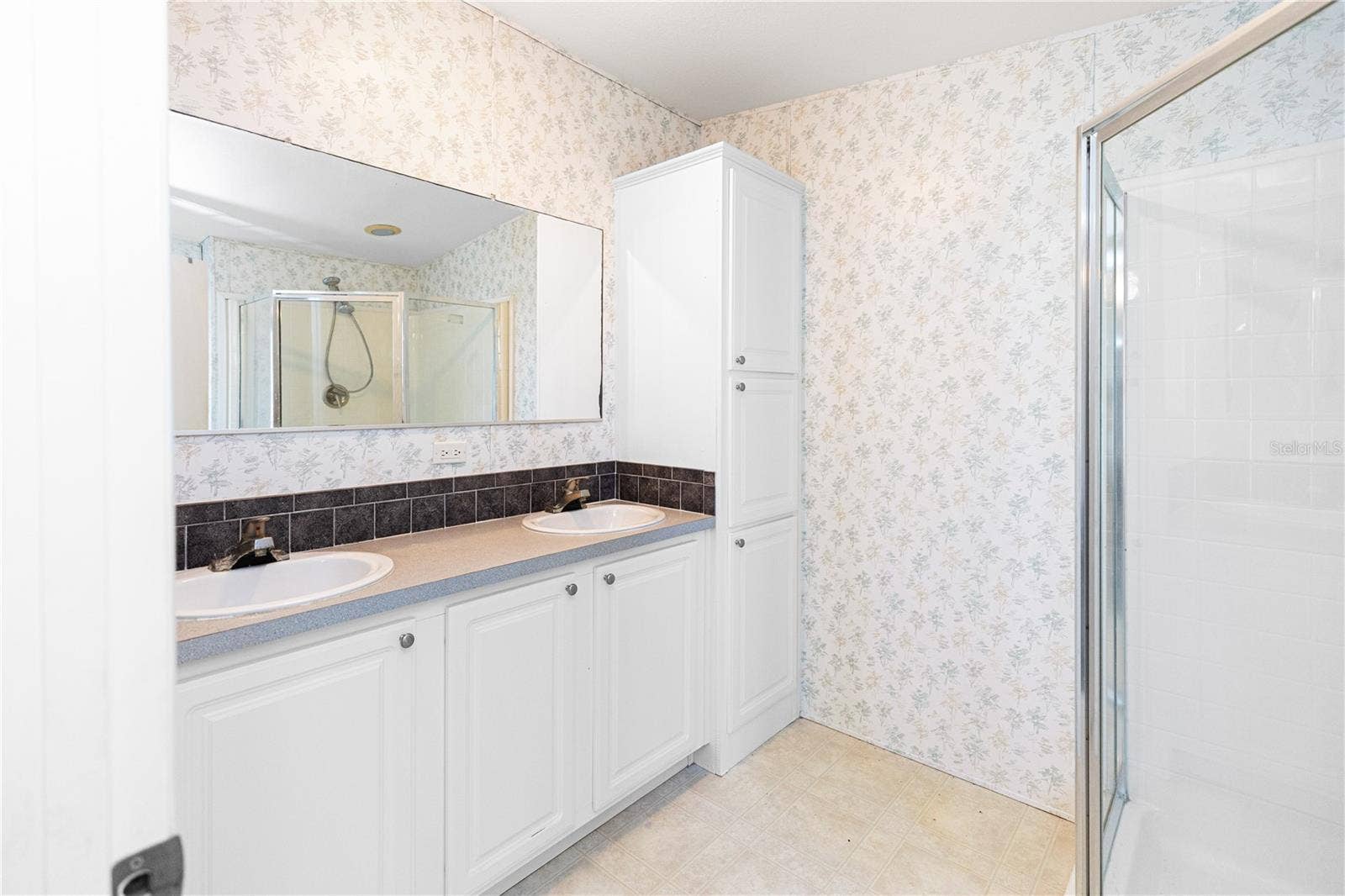 3204 SUNNY HARBOR DRIVE, Punta Gorda, FL 33982 3204 SUNNY HARBOR DRIVE, Punta Gorda, FL 33982