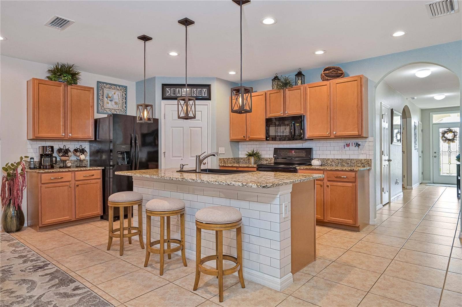 7092 MIKASA DRIVE, Punta Gorda, FL 33950 7092 MIKASA DRIVE, Punta Gorda, FL 33950
