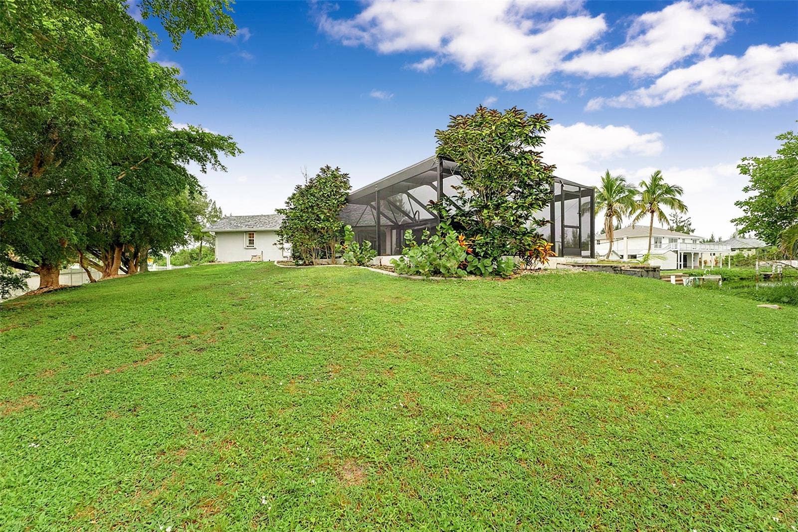 614 RIO VILLA DRIVE, Punta Gorda, FL 33950 Yard