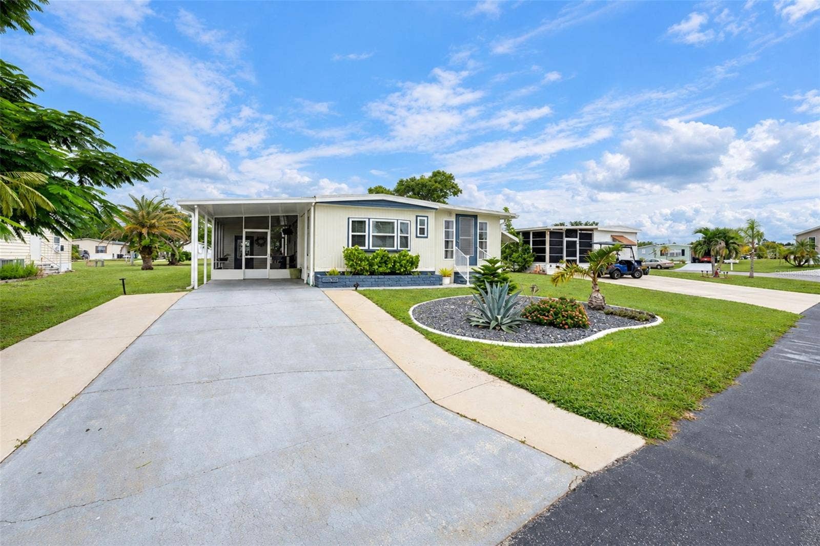 7333 VARLEY CIRCLE, Port Charlotte, FL 33981 7333 VARLEY CIRCLE, Port Charlotte, FL 33981