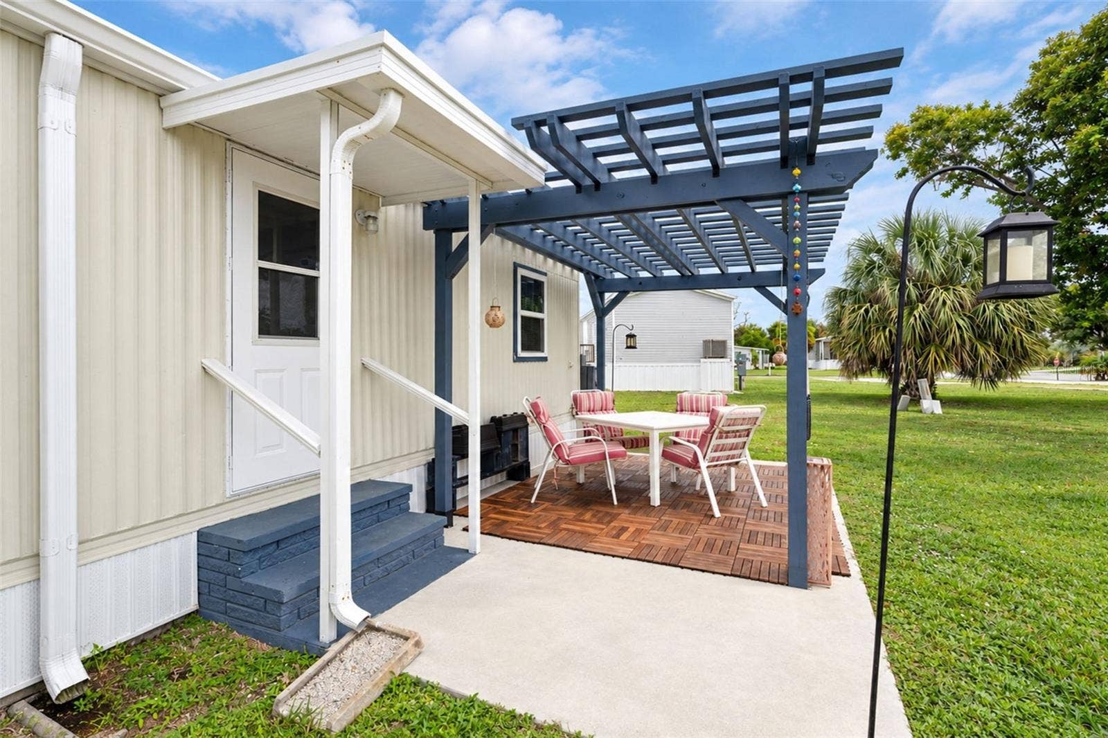 7333 VARLEY CIRCLE, Port Charlotte, FL 33981 7333 VARLEY CIRCLE, Port Charlotte, FL 33981