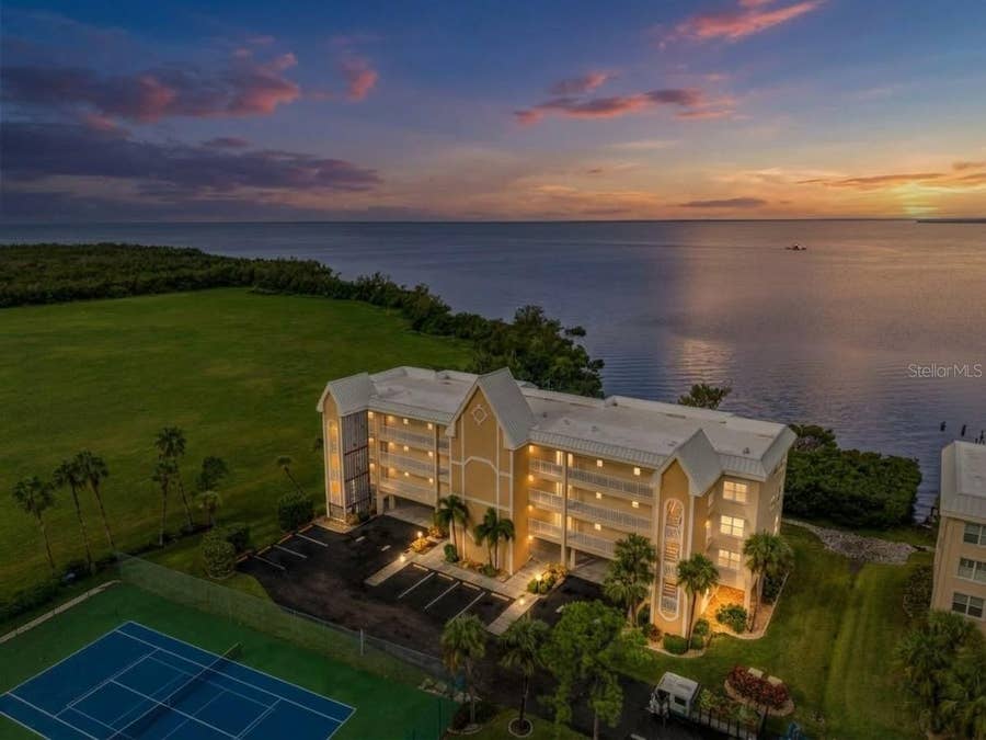 Property photo for 101 N MARION COURT, #122, Punta Gorda, FL