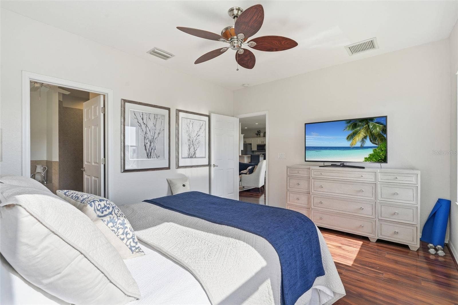 8631 LAKE FRONT COURT, Punta Gorda, FL 33950 8631 LAKE FRONT COURT, Punta Gorda, FL 33950