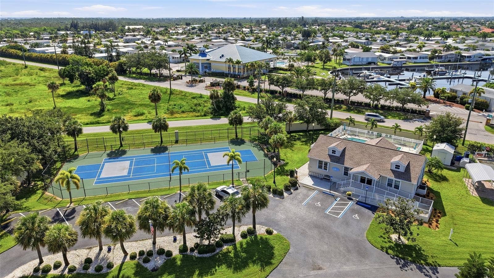 8631 LAKE FRONT COURT, Punta Gorda, FL 33950 8631 LAKE FRONT COURT, Punta Gorda, FL 33950