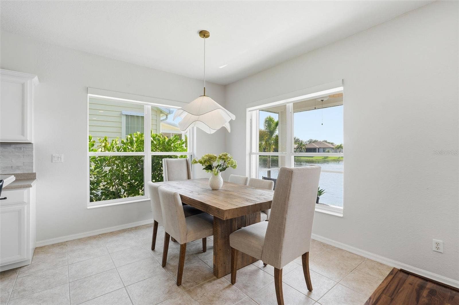 8631 LAKE FRONT COURT, Punta Gorda, FL 33950 8631 LAKE FRONT COURT, Punta Gorda, FL 33950