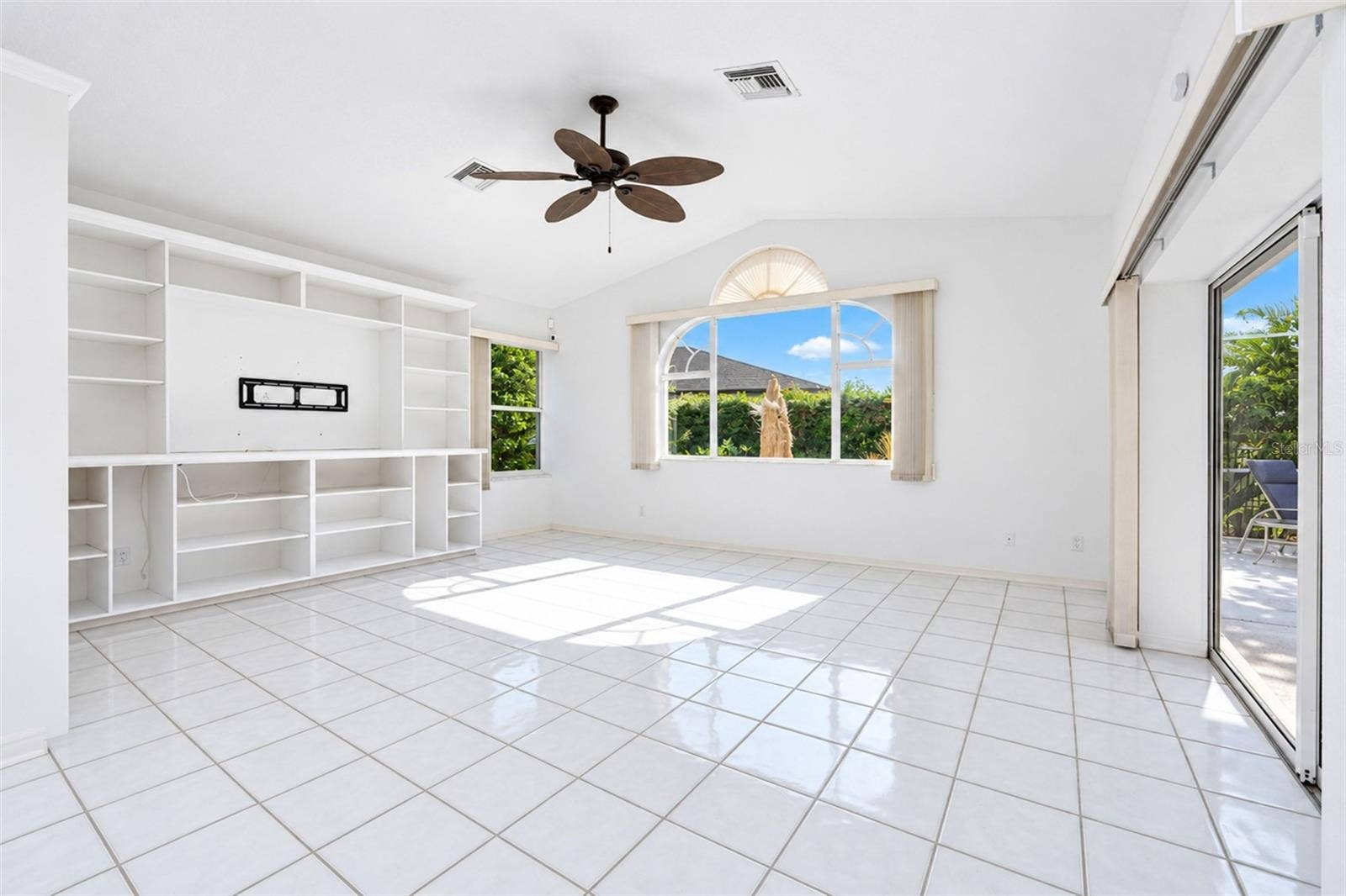 25179 CAMPOS DRIVE, Punta Gorda, FL 33983 25179 CAMPOS DRIVE, Punta Gorda, FL 33983