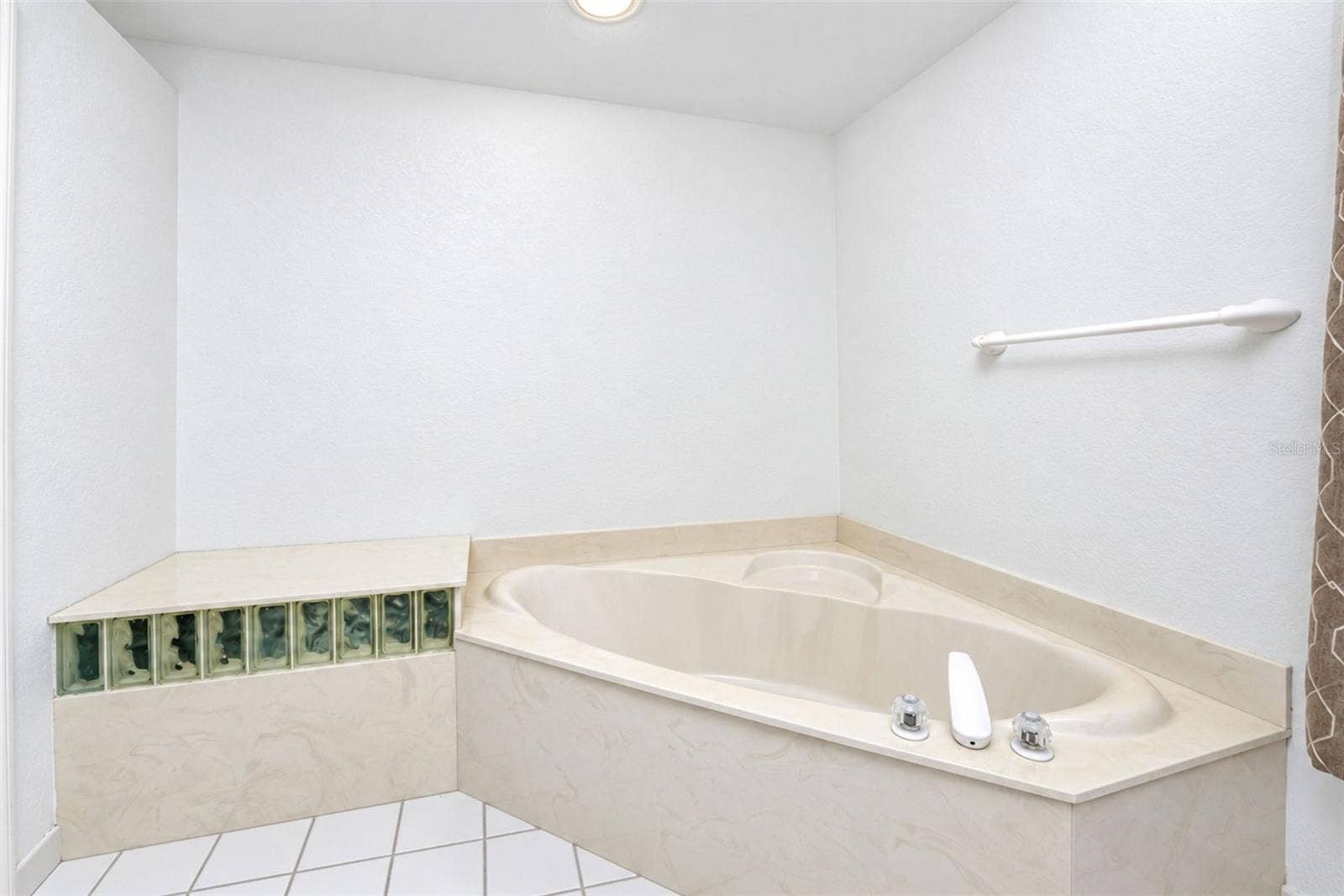 25179 CAMPOS DRIVE, Punta Gorda, FL 33983 25179 CAMPOS DRIVE, Punta Gorda, FL 33983
