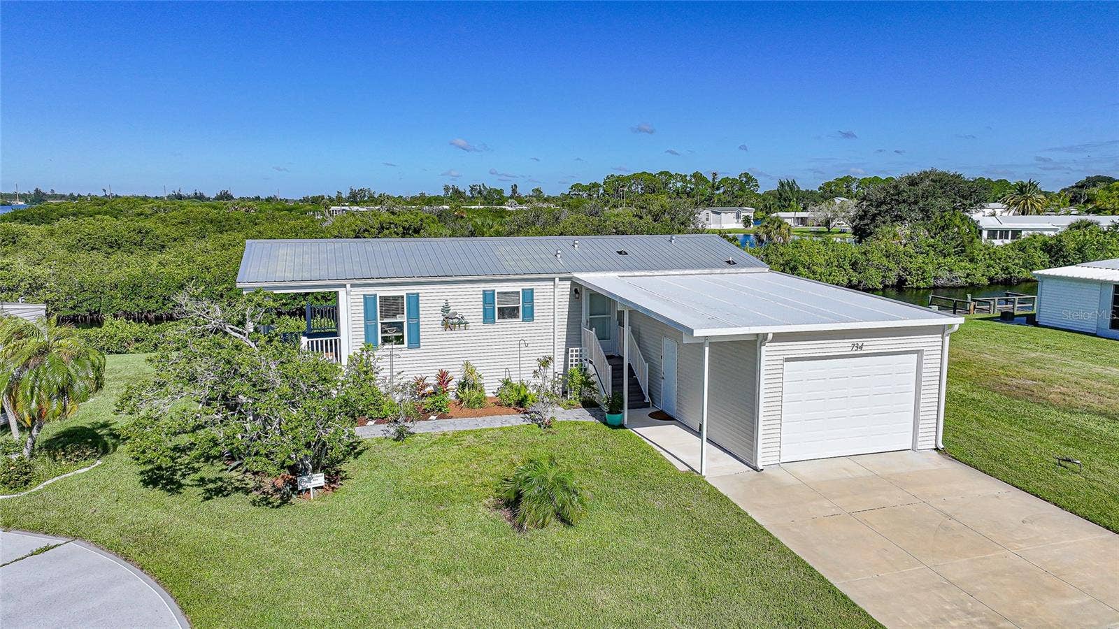 734 BLACKBURN BOULEVARD, North Port, FL 34287 Front of Home