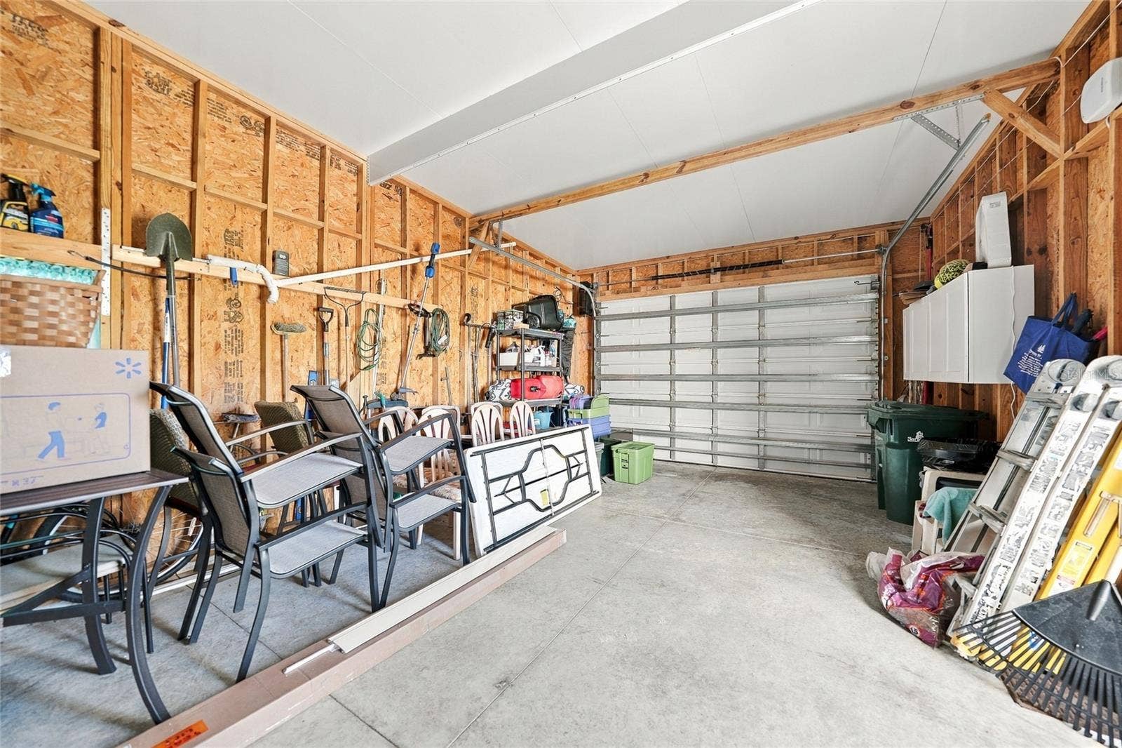 734 BLACKBURN BOULEVARD, North Port, FL 34287 Garage