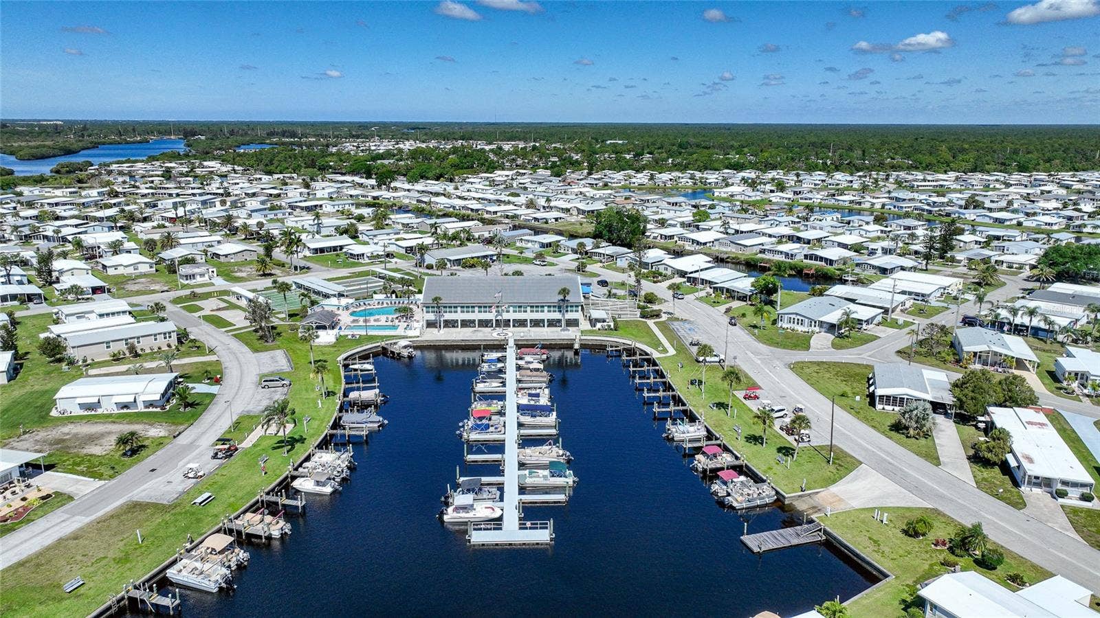 734 BLACKBURN BOULEVARD, North Port, FL 34287 Harbor Cove Marina with boat slips