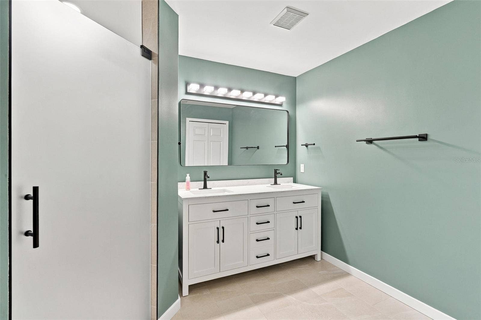 304 NE 20TH TERRACE, Cape Coral, FL 33909 304 NE 20TH TERRACE, Cape Coral, FL 33909