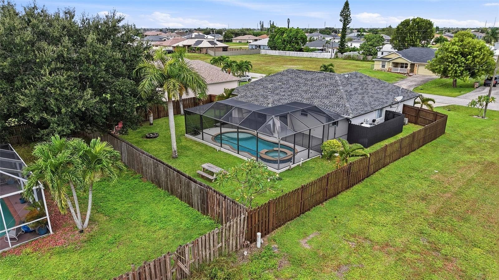 304 NE 20TH TERRACE, Cape Coral, FL 33909 304 NE 20TH TERRACE, Cape Coral, FL 33909