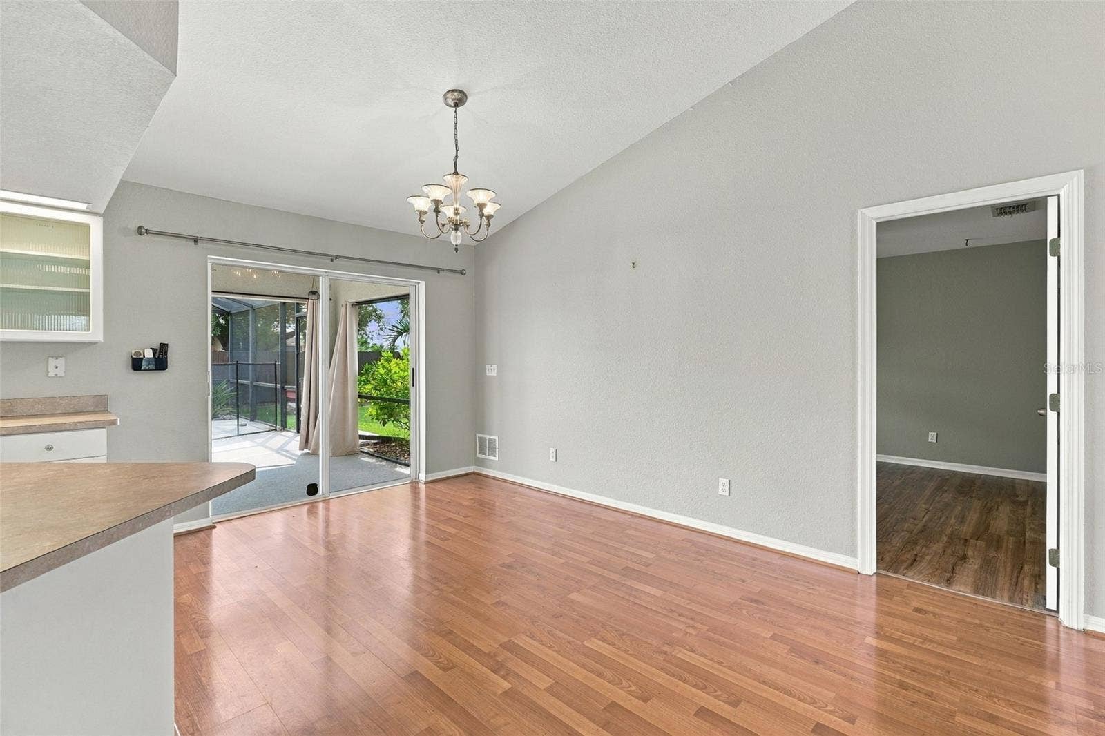 304 NE 20TH TERRACE, Cape Coral, FL 33909 304 NE 20TH TERRACE, Cape Coral, FL 33909