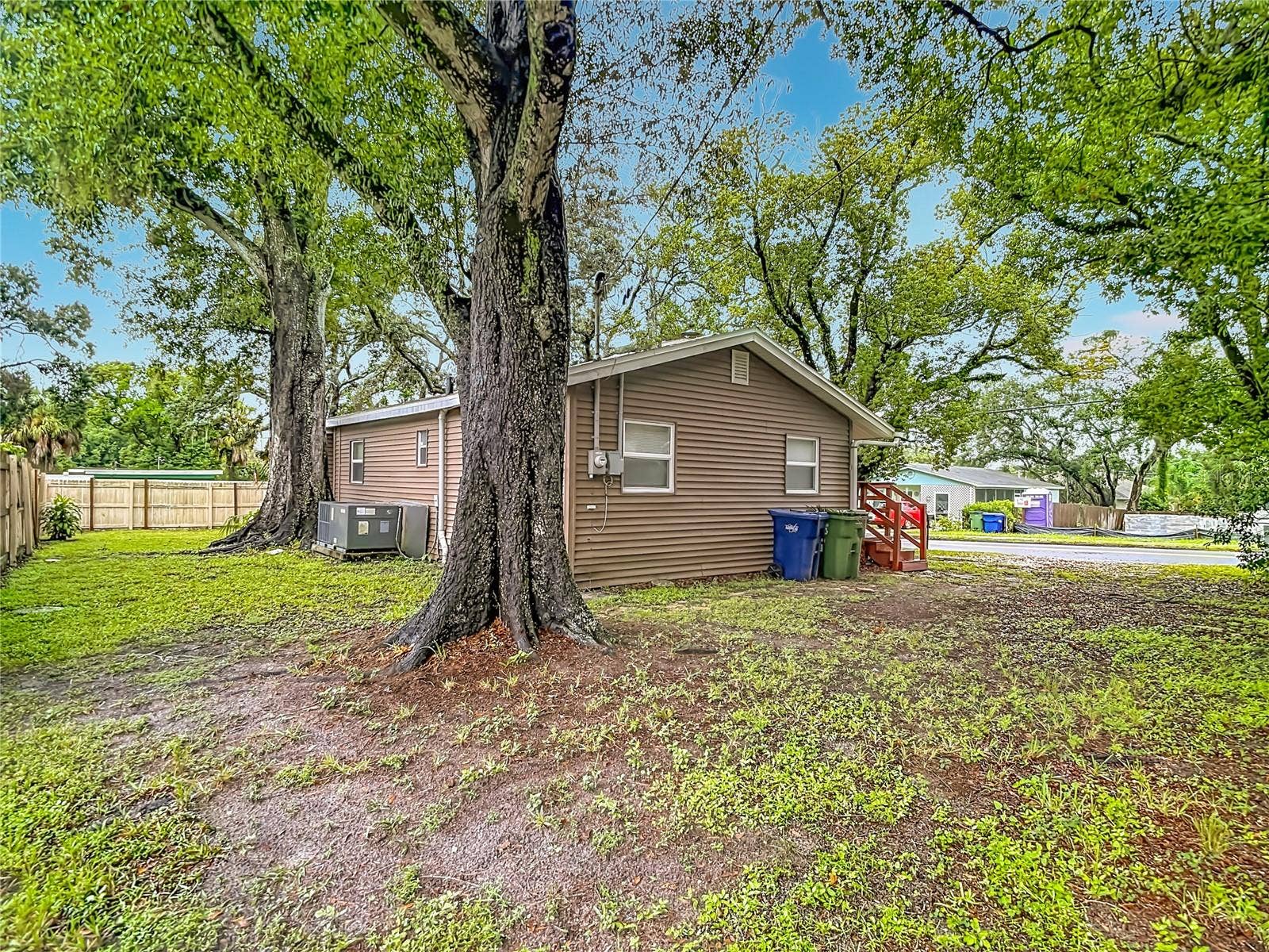 8618 20TH STREET, Tampa, FL 33619 8618 20TH STREET, Tampa, FL 33619