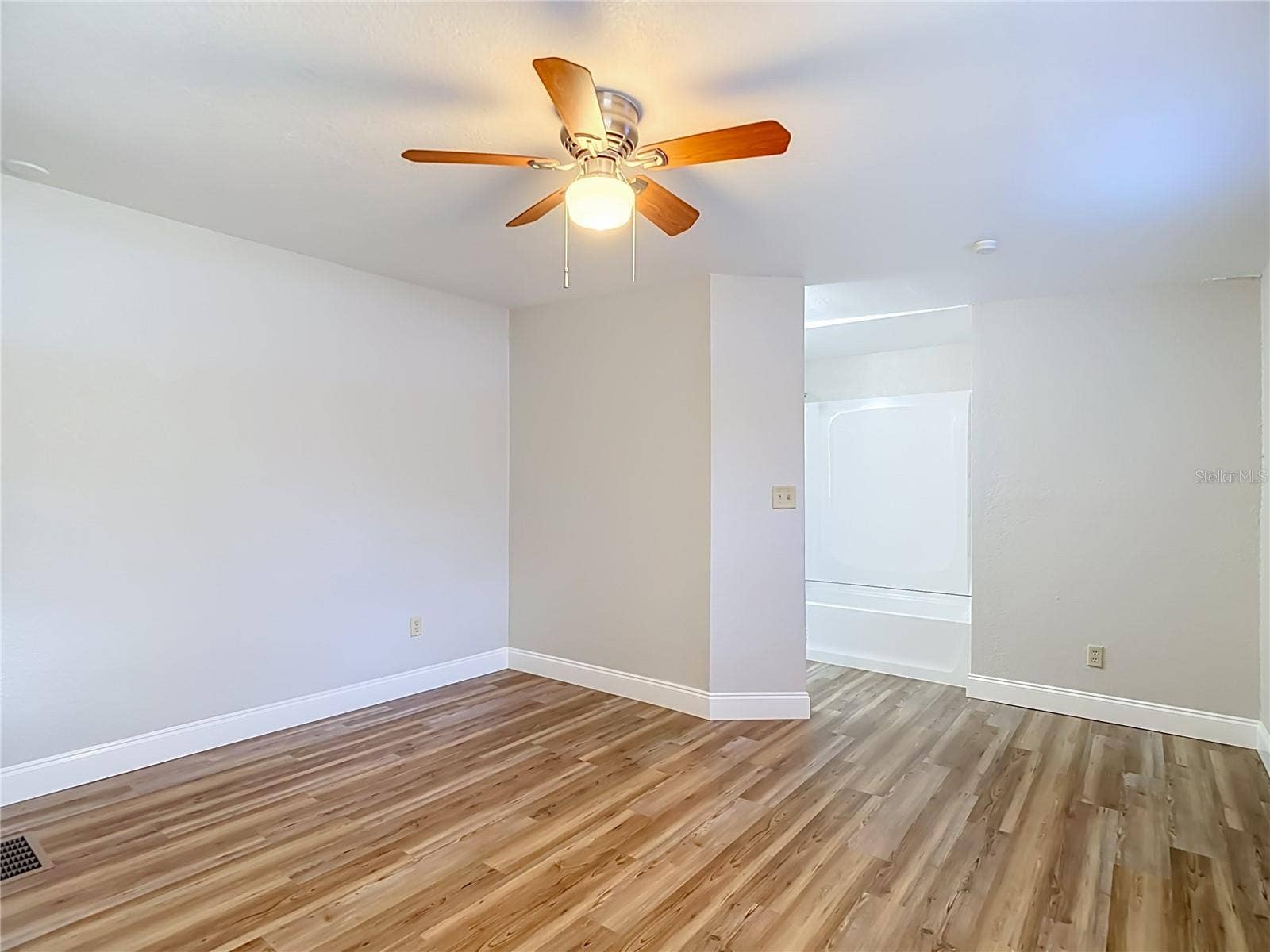 8618 20TH STREET, Tampa, FL 33619 8618 20TH STREET, Tampa, FL 33619