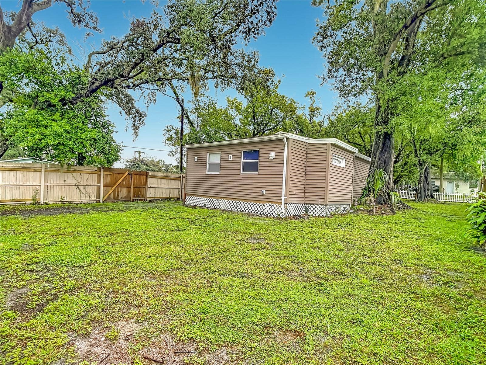 8618 20TH STREET, Tampa, FL 33619 8618 20TH STREET, Tampa, FL 33619