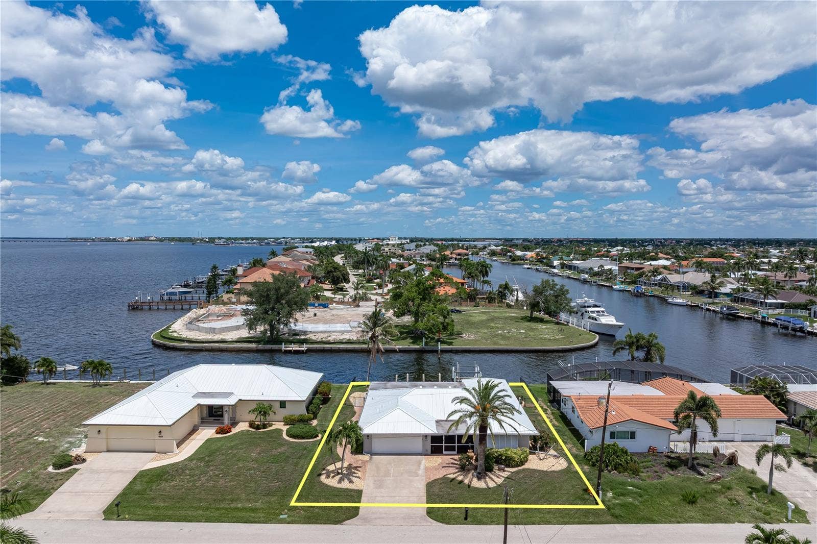 2211 PALM TREE DRIVE, Punta Gorda, FL 33950 2211 PALM TREE DRIVE, Punta Gorda, FL 33950