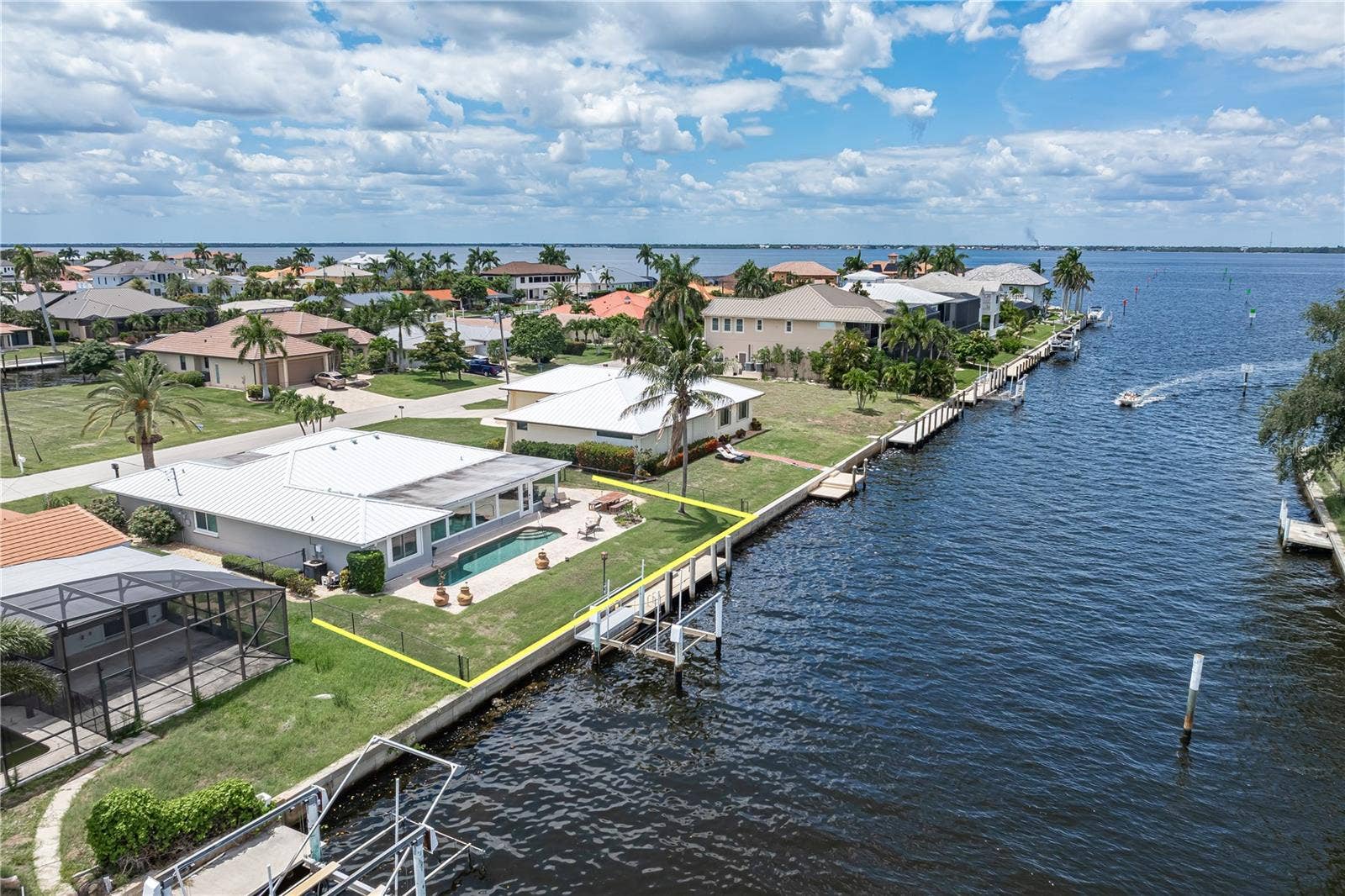 2211 PALM TREE DRIVE, Punta Gorda, FL 33950 2211 PALM TREE DRIVE, Punta Gorda, FL 33950