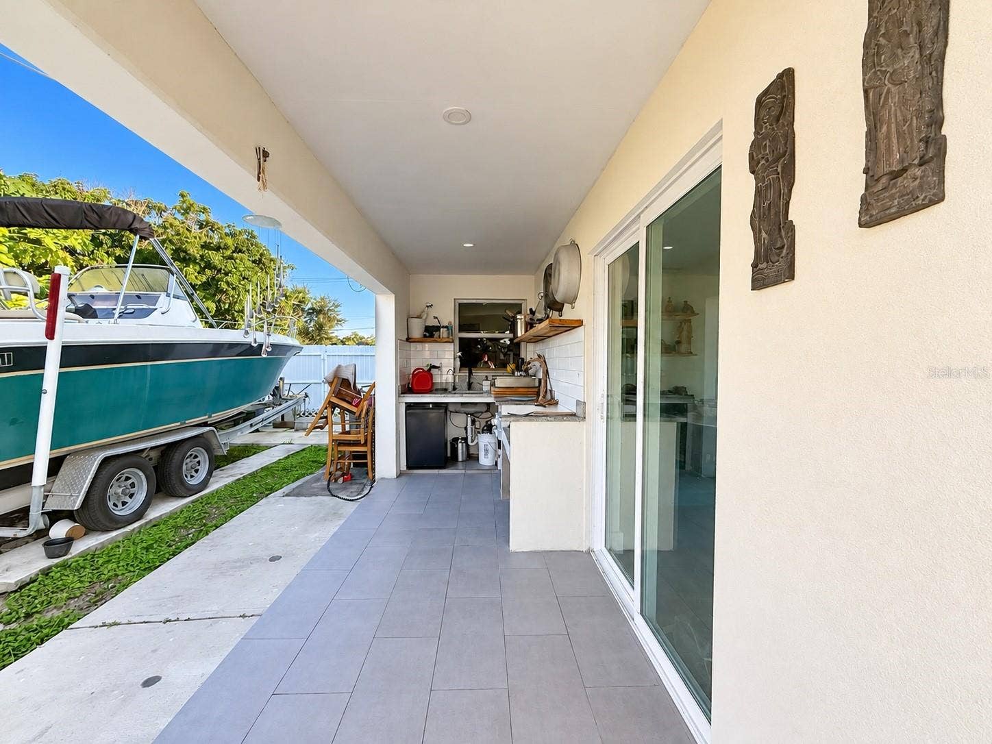 Outdoor Kitchen