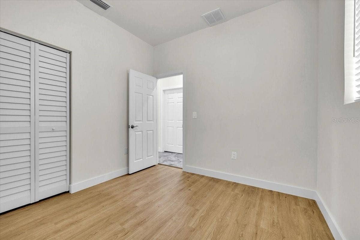 FIFTH BEDROOM