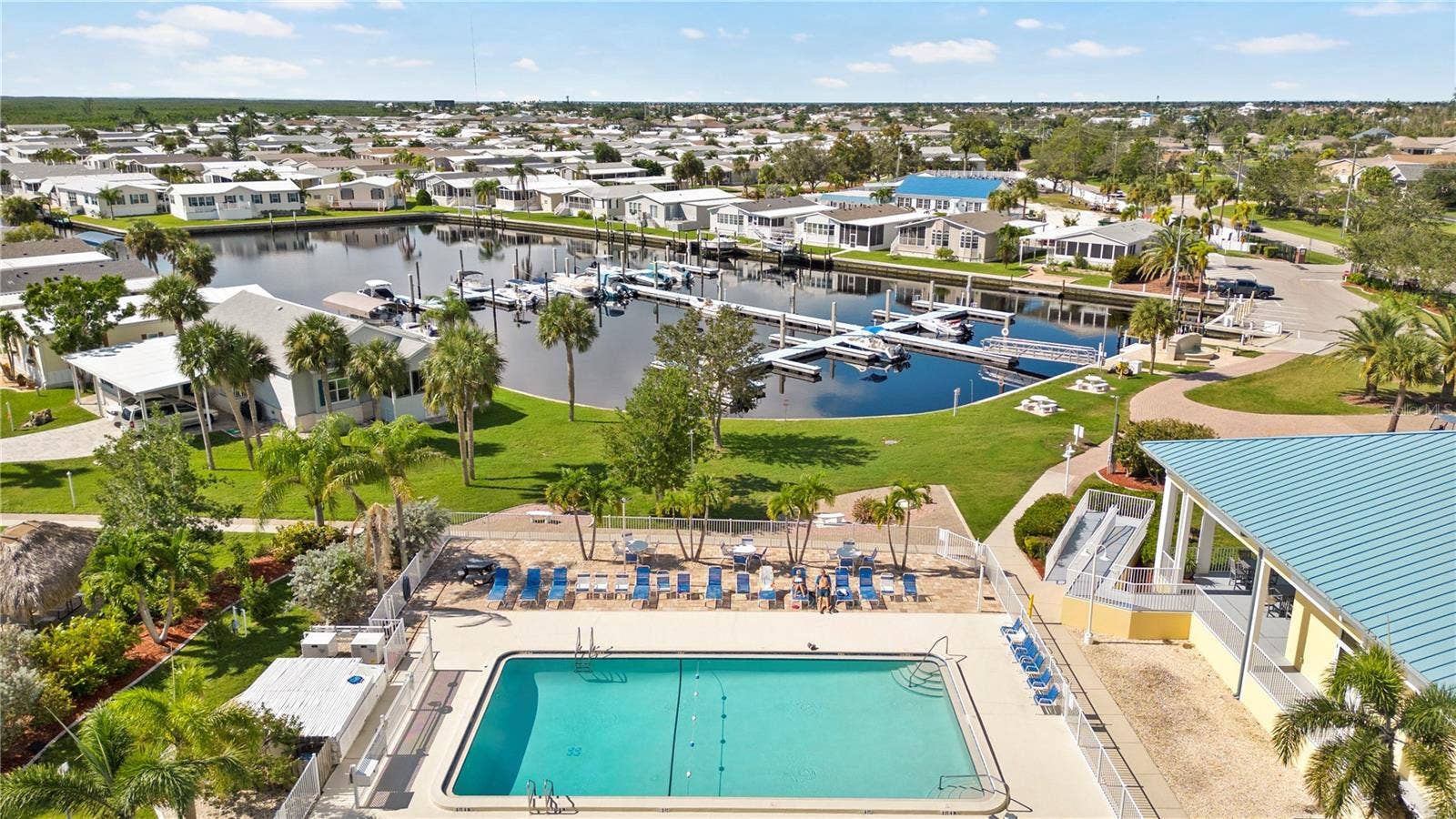2 COPENHAGEN AVENUE, Punta Gorda, FL 33950 Grounds