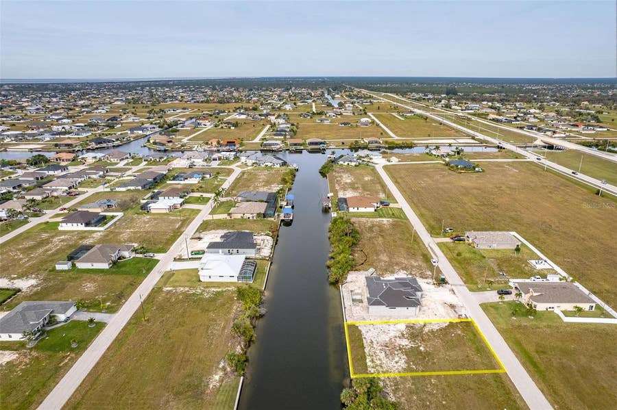 Property photo for 914 NW 32ND PLACE, Cape Coral, FL