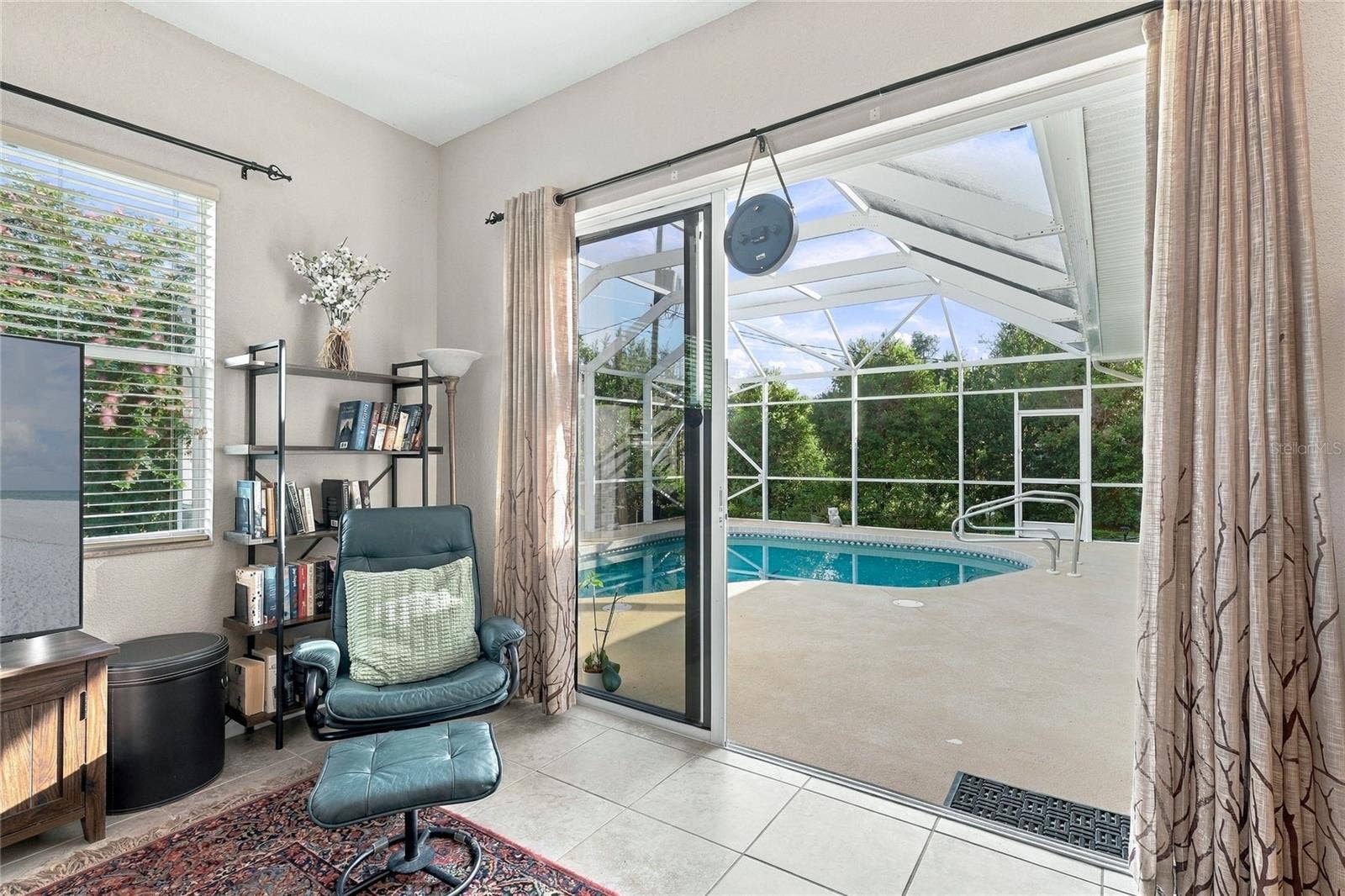 4364 SKYWAY AVENUE, North Port, FL 34288 Family Room access to lanai